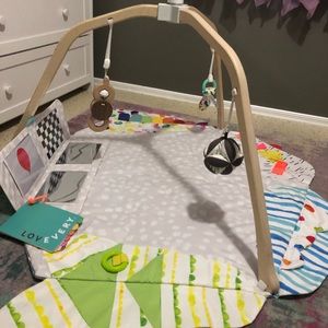 Lovevery Play Gym